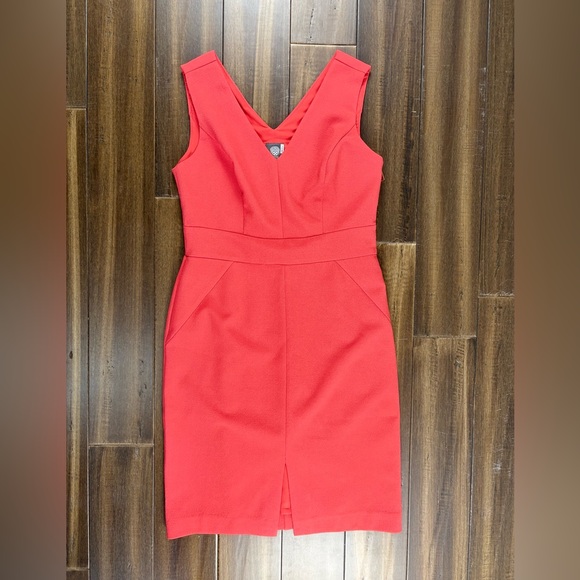 Vince Camuto size 8 Halter V Neck Sleeveless Knee Length Dress Orange Pin Coral - Picture 1 of 12